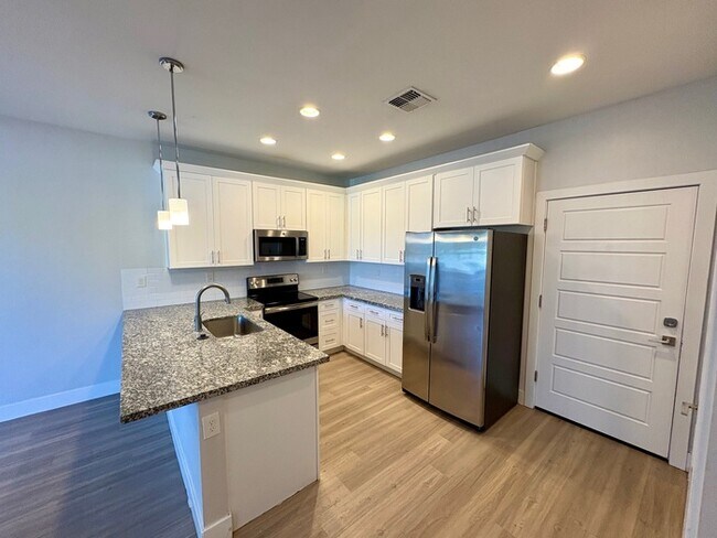 Photo - 7531 E Billings St