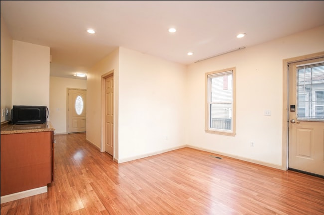 Photo - 57 Worthen St