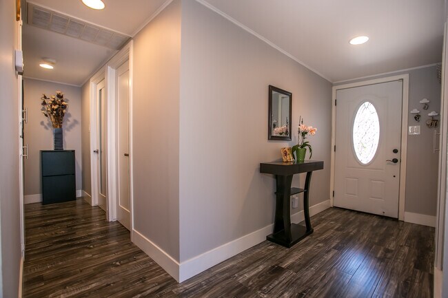 Photo - 6343 Jumilla Ave