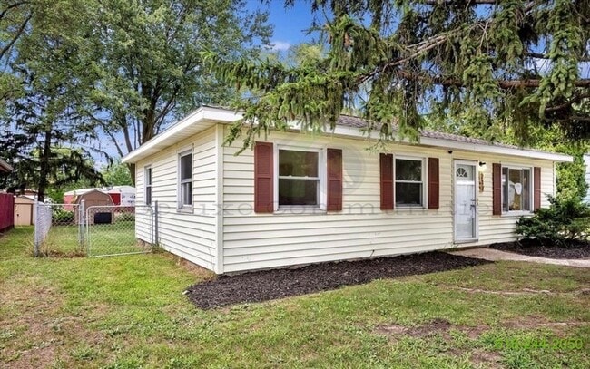 Photo - Newly Remodeled 3 Bedroom Kentwood Home! S...