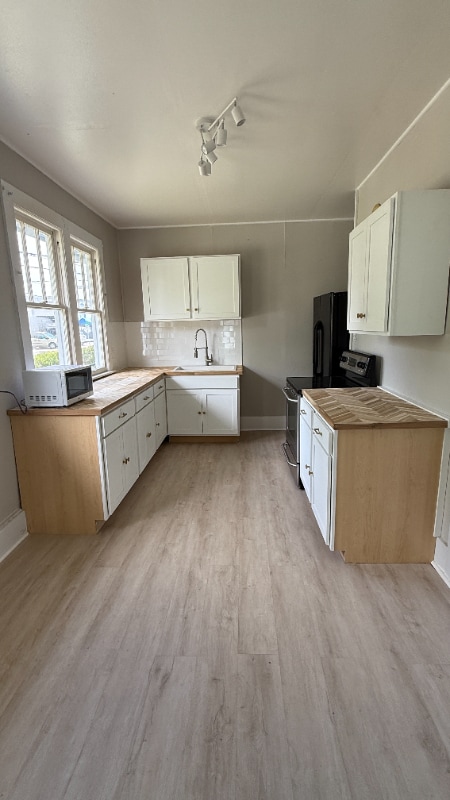 Photo - 452 SE Nassau St