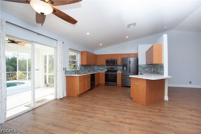 Photo - 2507 Embers Pkwy W