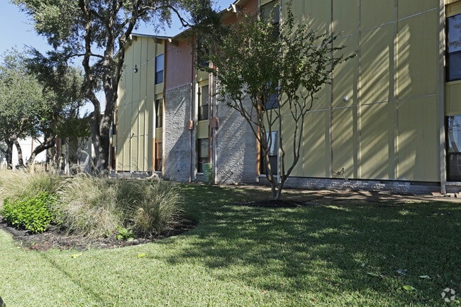 Photo - Everton at Bellmar