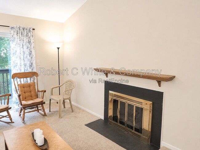 Photo - 35 Glenview Dr