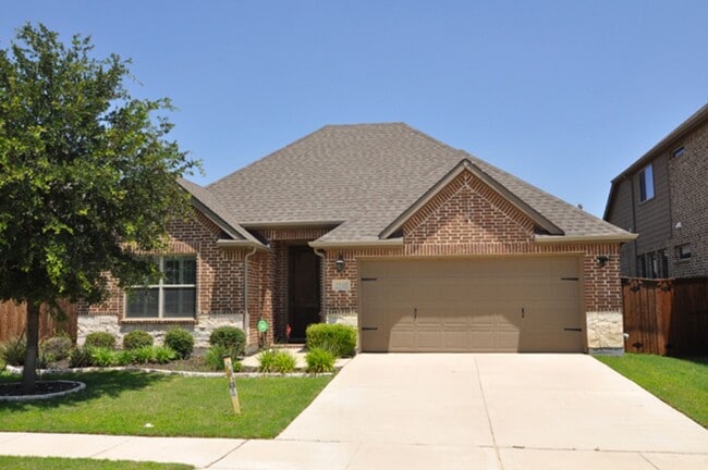 Building Photo - VIEW NOW/COMING SOON - Stunning Berkshire Home in Northwest ISD | 2 Primary Suites, Hardwood Floo...