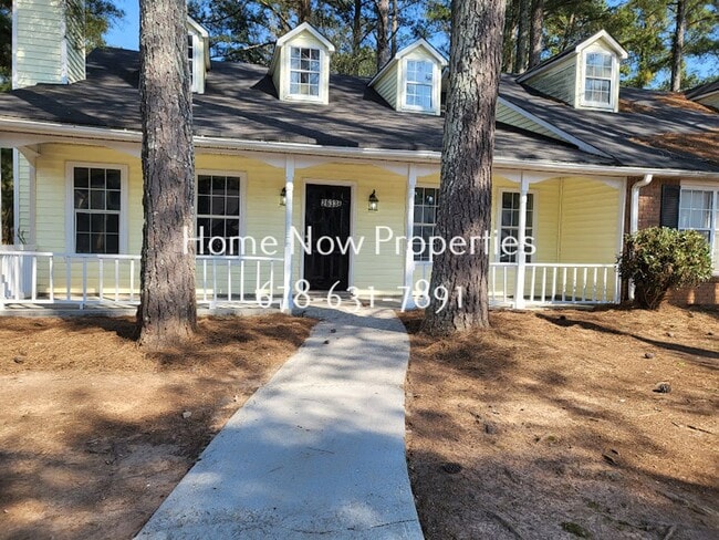 Building Photo - 2633 Country Trace SE Unit A