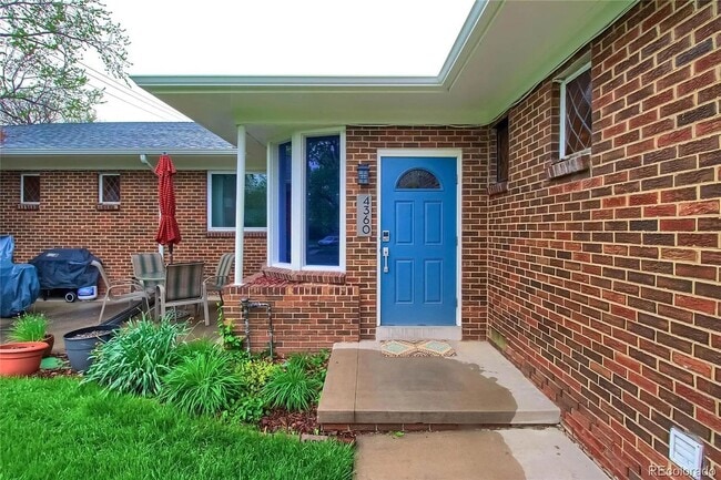 Photo - Incredible 3 Bedroom Condo in Park Hill Area Unit 3