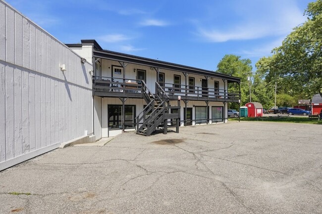 Photo - 780 N Van Dyke Rd Unit Apartment # 1