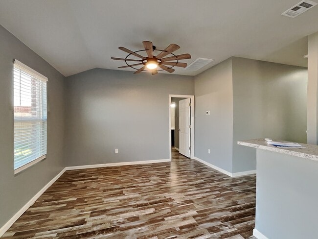 Photo - 9924 Black Bear Trl