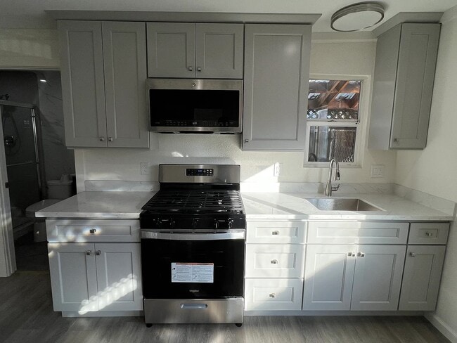 Photo - 1410 Sanborn Ave
