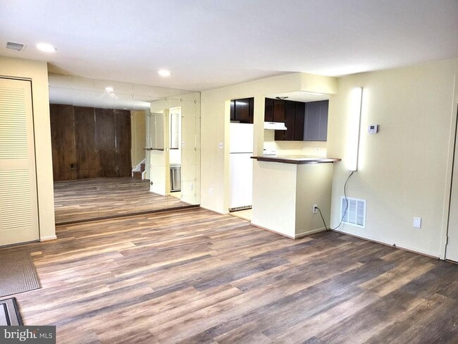 Building Photo - 9668 Brassie Way Rental