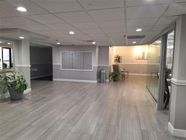 Photo - 901 Hillcrest Dr Unit 415