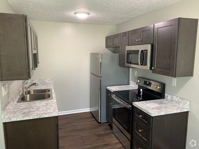 Building Photo - 475 Raymond Road Unit 2 Rental