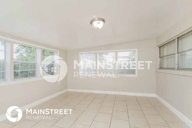 Photo - 2644 Sadler Ln