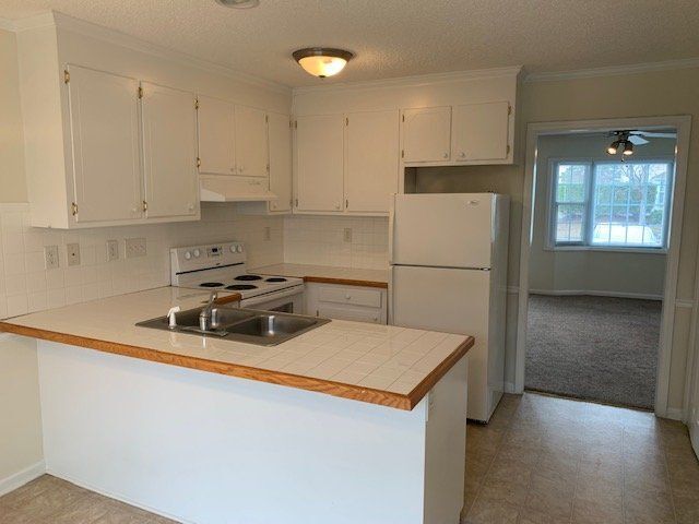 Photo - 2152 Flagstone Ct