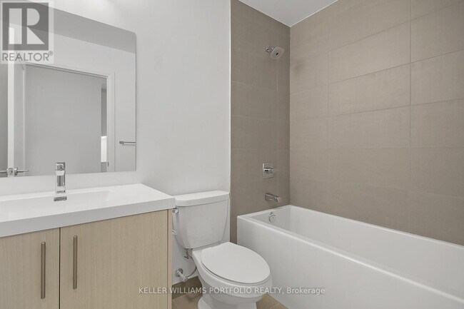 Photo - 286 Main St Unit 914