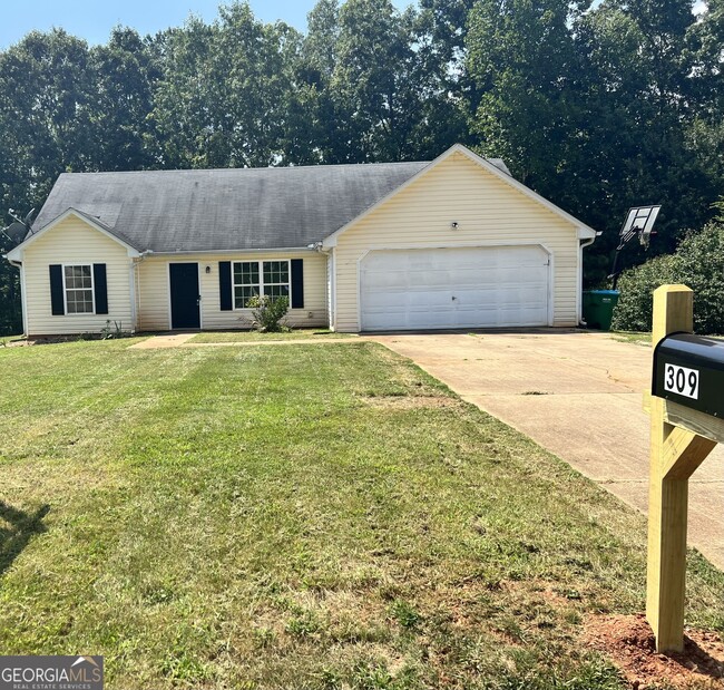 Building Photo - 309 Christian Ln