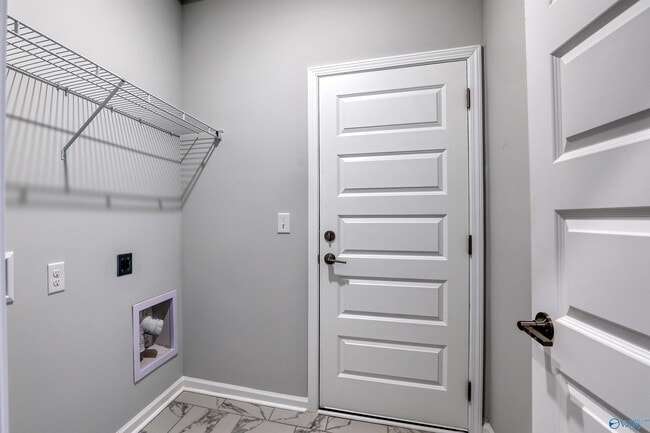 Photo - 12422 Whitcomb Cir