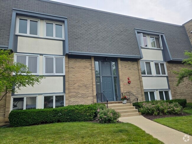 Building Photo - 2025 Ammer Ridge Ct Unit 202 Rental