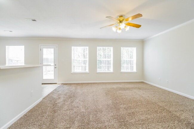 Photo - 2164 Spring Hill Cir