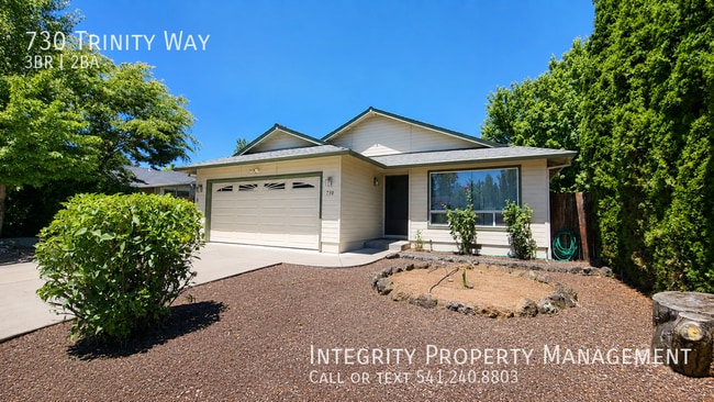 Photo - 730 Trinity Way