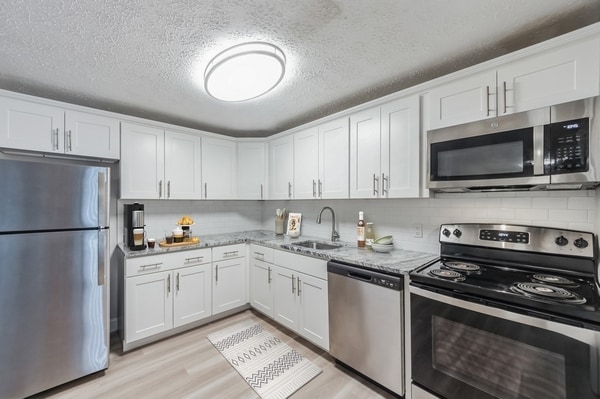 Eagle Rock Apartments at Manchester