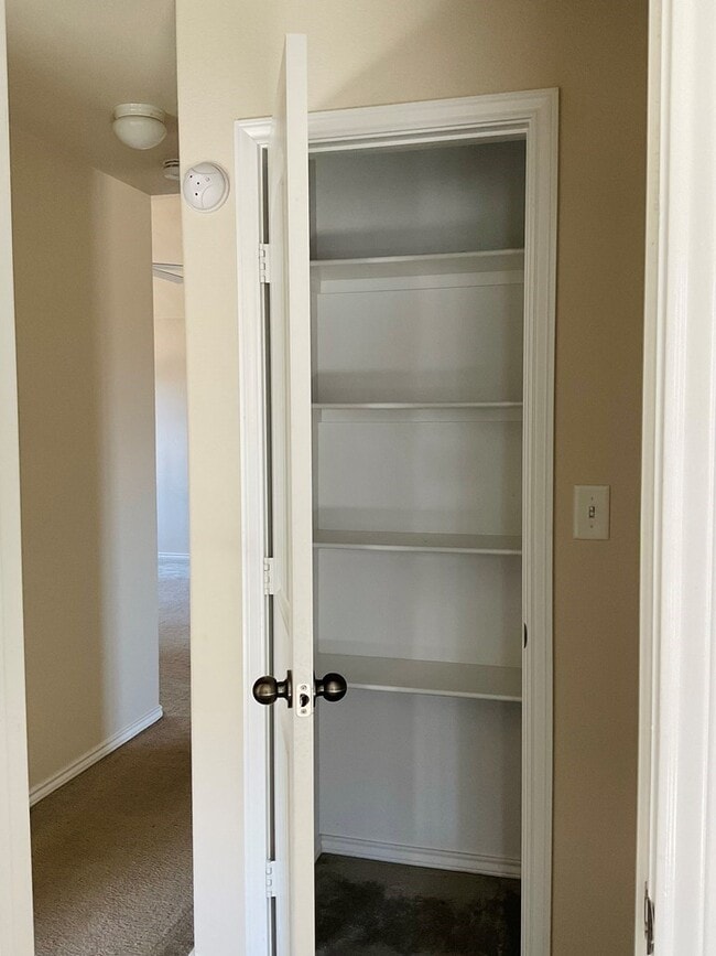 Photo - 310 E 95th St