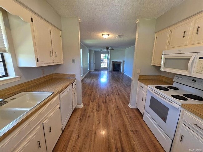 Photo - 5978 Carmel Dr