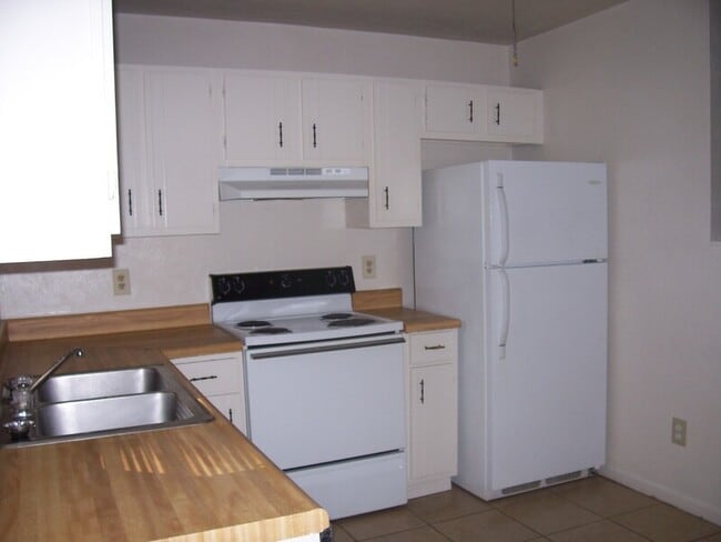 Photo - 3730 Maria Cir