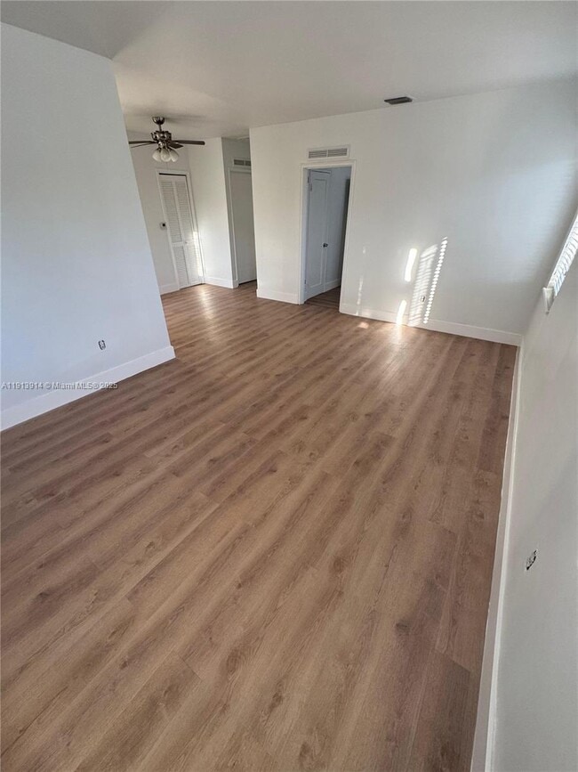 Photo - 2343 NW 14th St Unit 2343