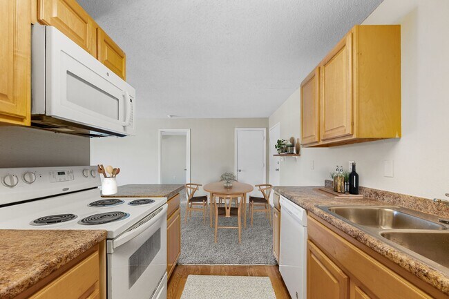 Diamond - 3 Bed / 2 Bath - 1,016 Sq.Ft.