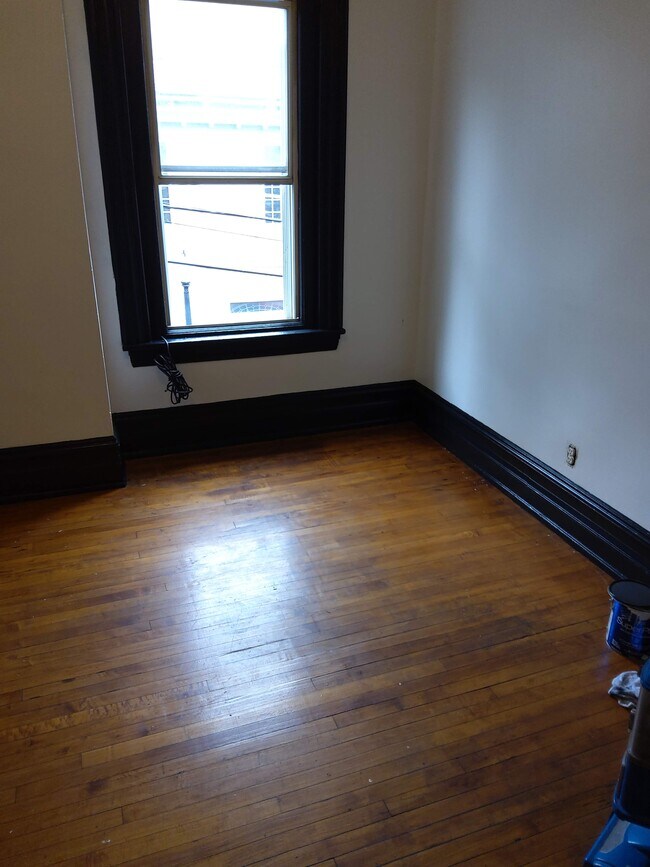 Photo - 29 W 4th St Unit 3e