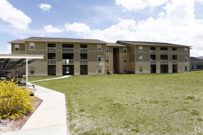 Photo - Prairie Sage - Income Restricted