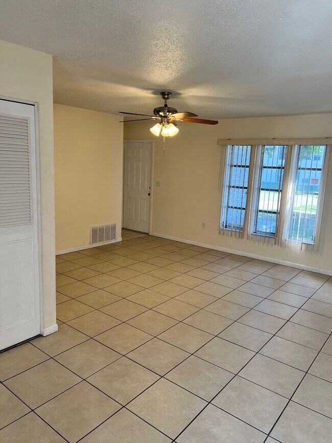 Photo - Great Location in the center of  Port Charlotte