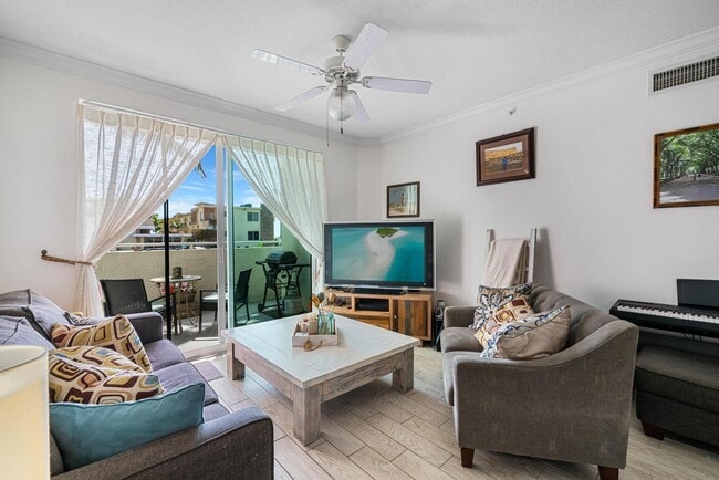 Photo - 9172 Collins Ave Unidad 210