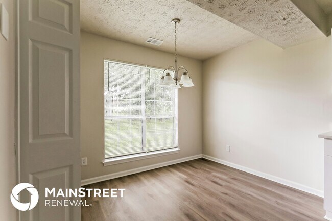 Photo - 7282 Williamsburg Dr