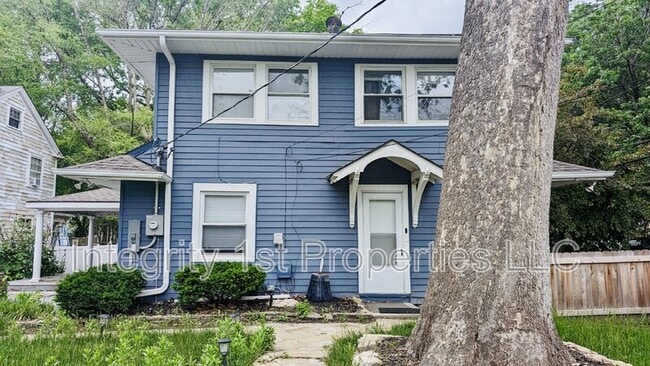 Photo - 7301 Summit St