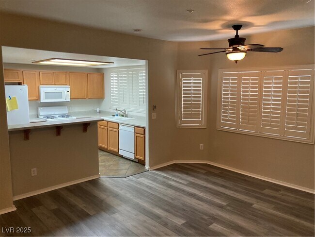 Building Photo - 833 Aspen Peak Loop Unit 826