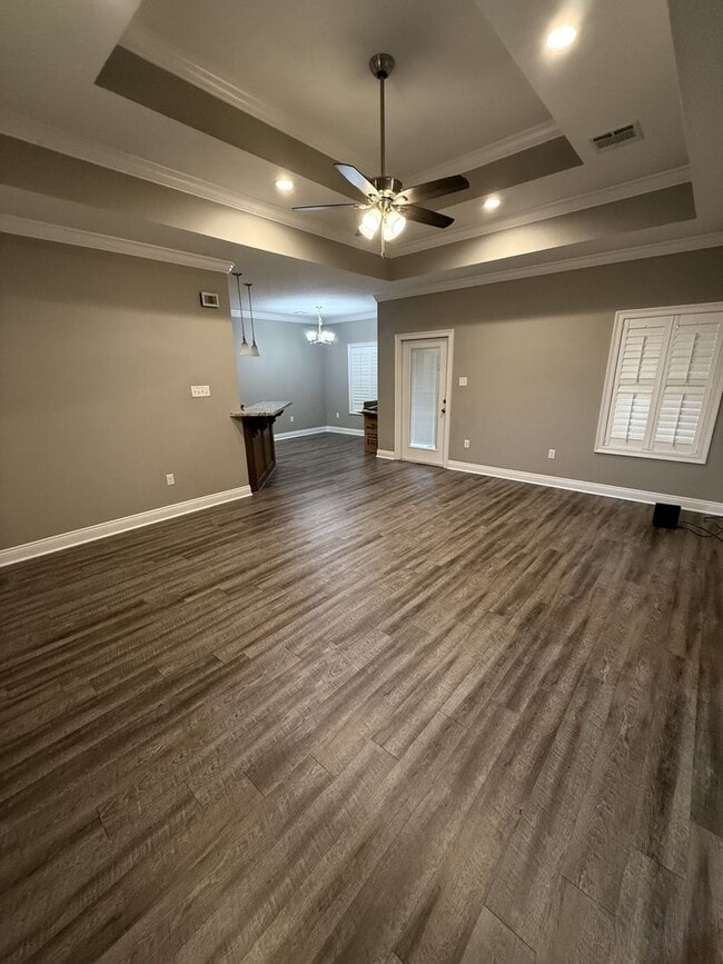 Photo - Spacious 3-Bedroom Home with Large Fenced Yard in Lake Charles