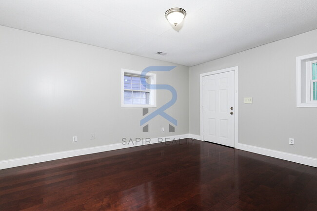 Photo - Move in before November 30th and get $100 ... Apartamento