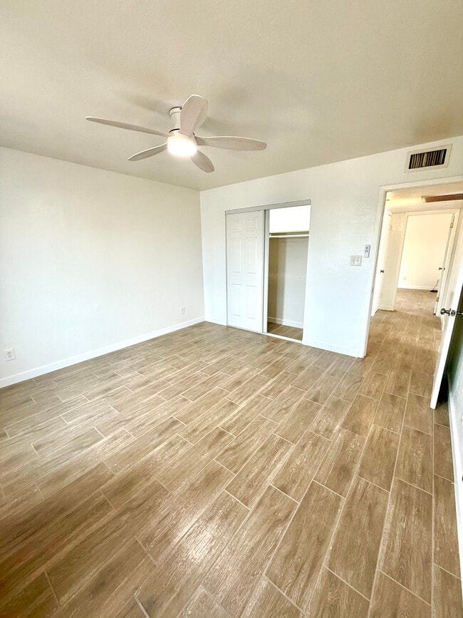 Photo - 1731 E Cheery Lynn Rd Unit 1731 Front