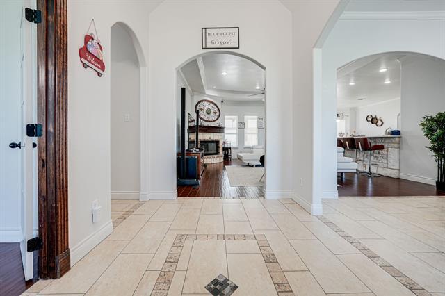 Photo - 1192 Seaborn Rd