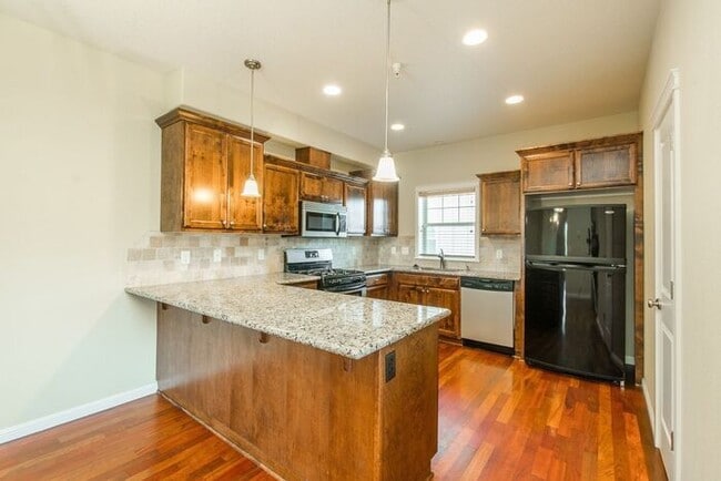 Photo - Springwater Corridor: Your Serene Home Awa...