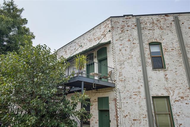 Photo - 2220 S Harwood St Unidad 206