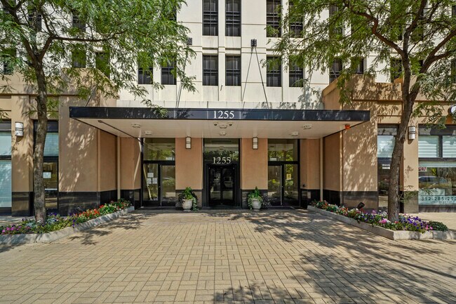 Photo - 1255 S State St Unit 1006