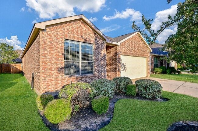 Photo - 15406 Key Crest Ln