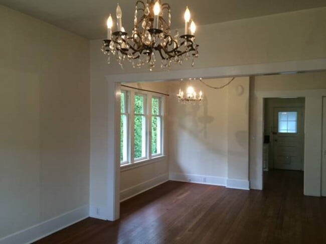 Photo - 516 N 6th St