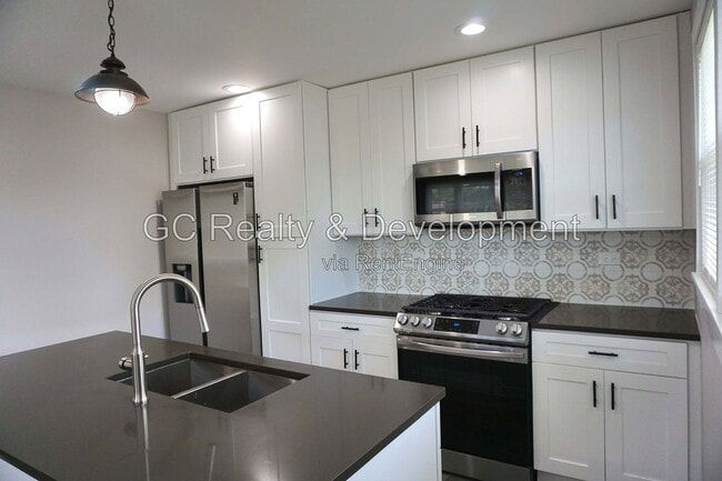 Photo - 4501 S Leamington Ave