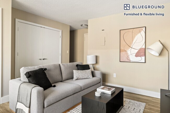 Photo - 484 2nd Ave Unit FL13-ID911