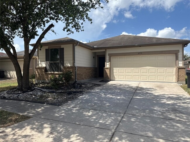 Building Photo - 16531 Cheshire Grove Ln